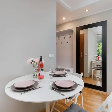 Appartement Seaside Malczewskiego On The Beach In By Renters